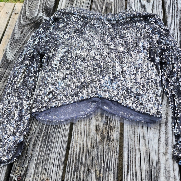 Ambercrombie and Fitch Sequin Cardigan Size Large - Picture 3 of 10